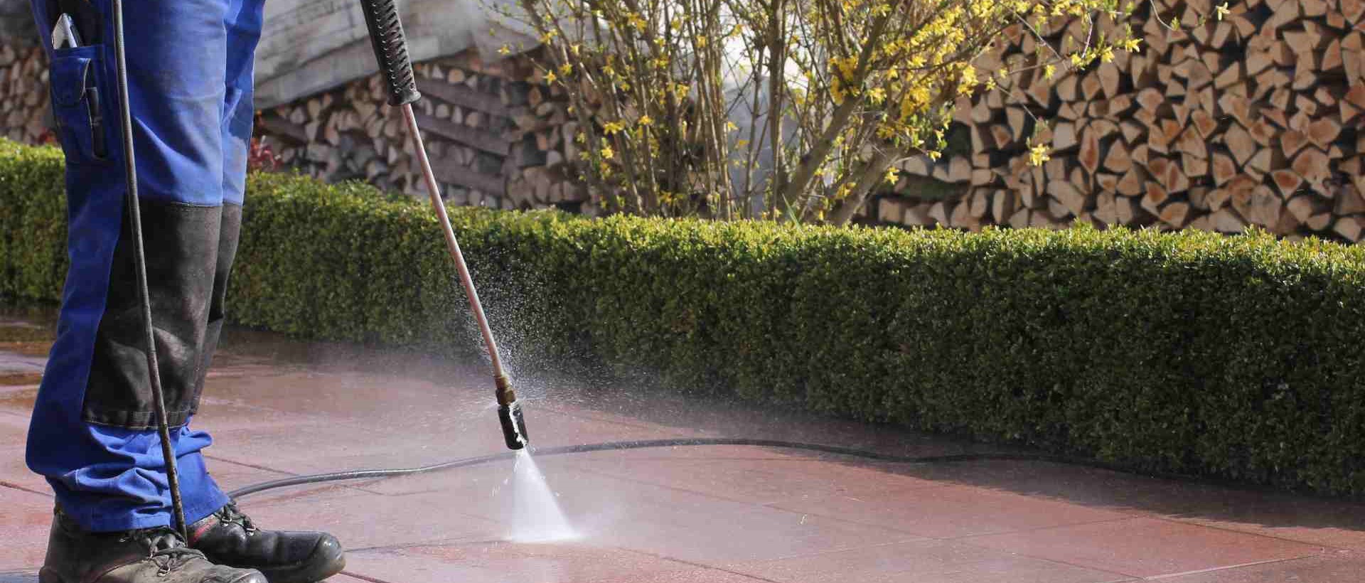 garden maintenance SW4